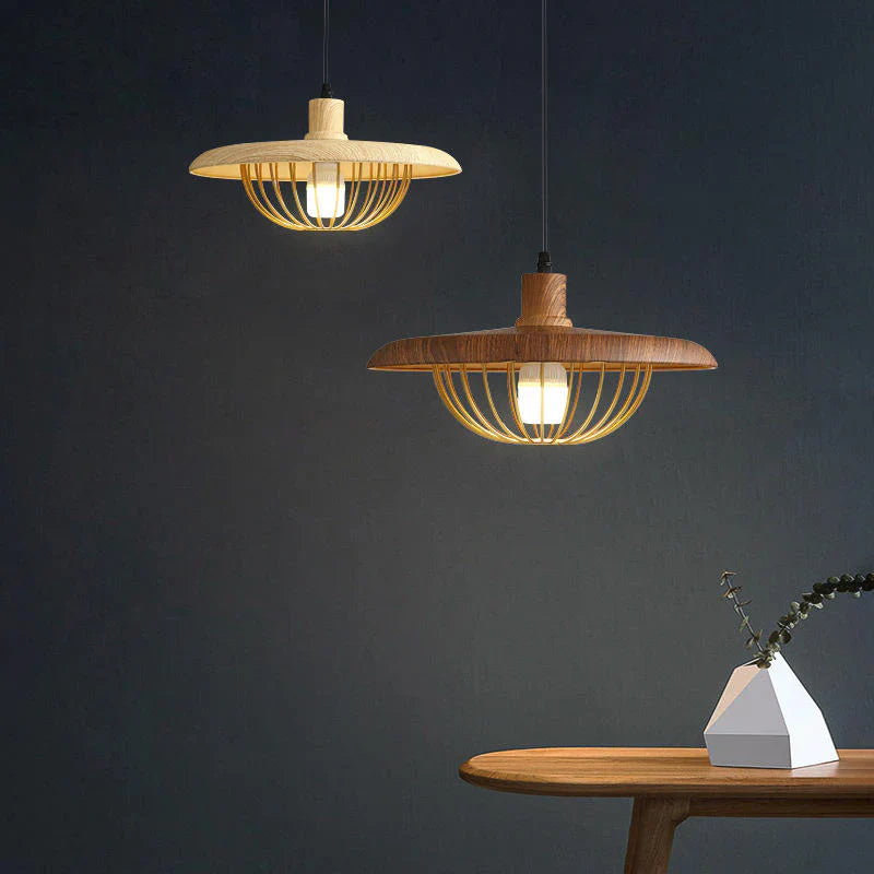 Industriel Pendellampe med Metalkuppel og Filigran Kurv