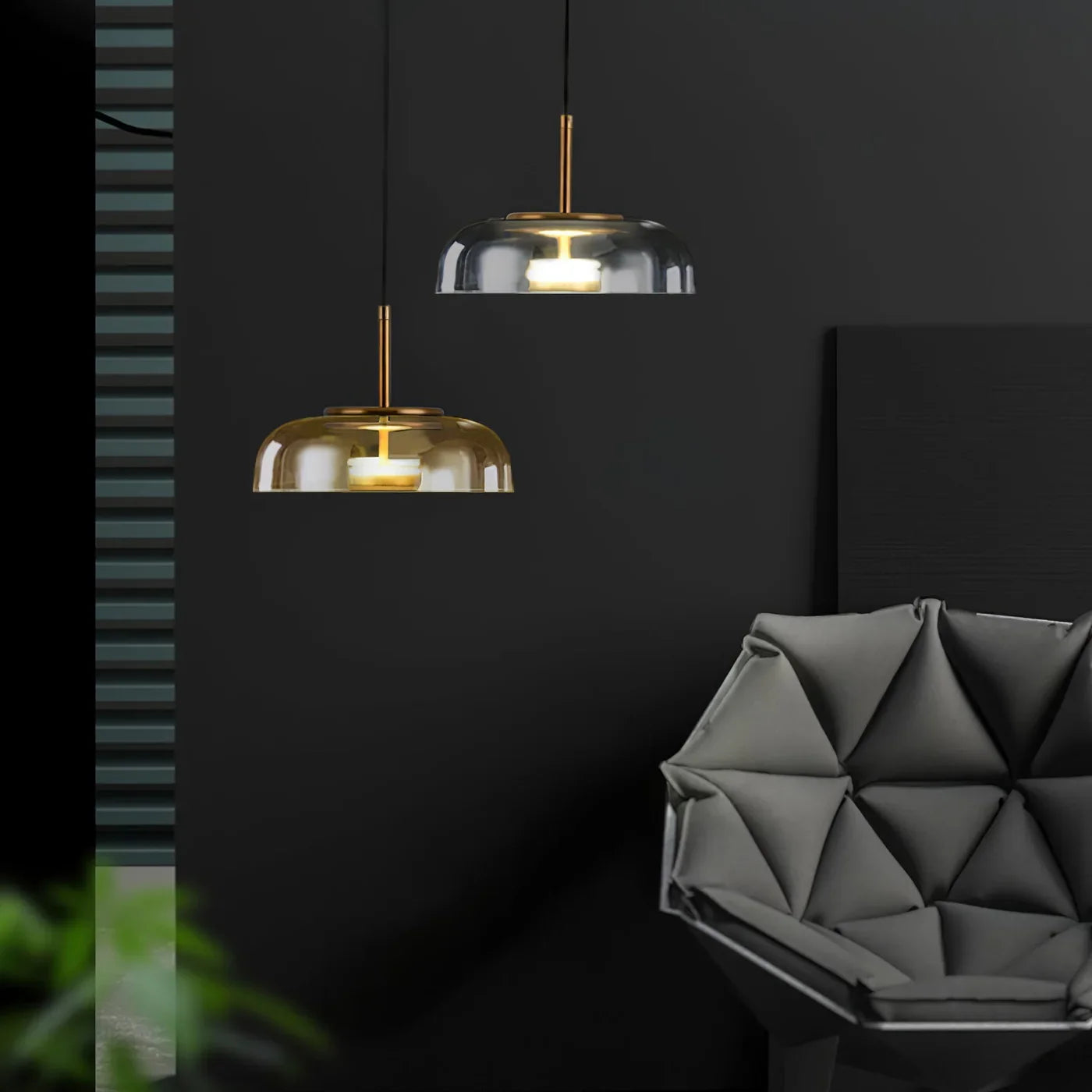 Moderne pendellampe med glasskærm