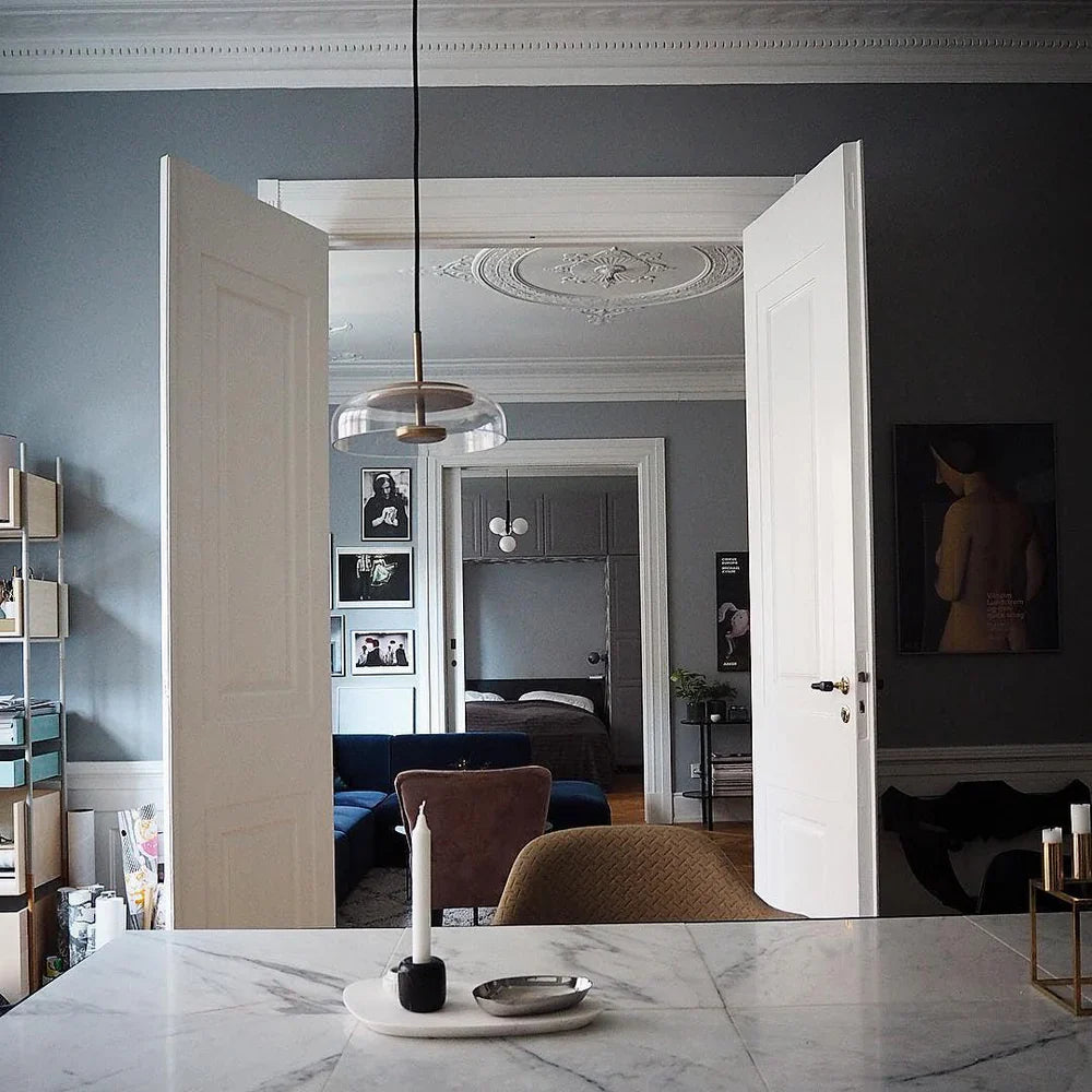Moderne pendellampe med glasskærm