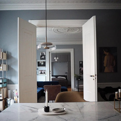 Moderne pendellampe med glasskærm