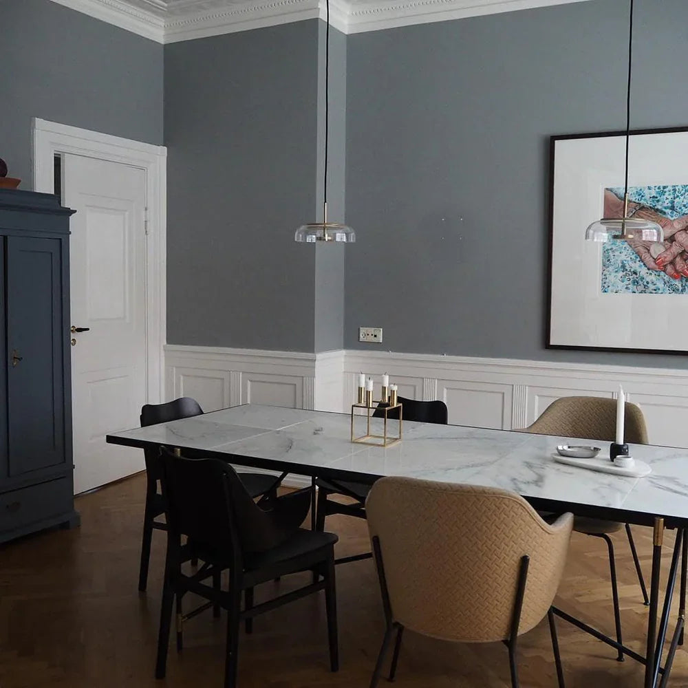 Moderne pendellampe med glasskærm