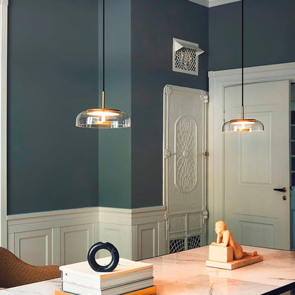 Moderne pendellampe med glasskærm