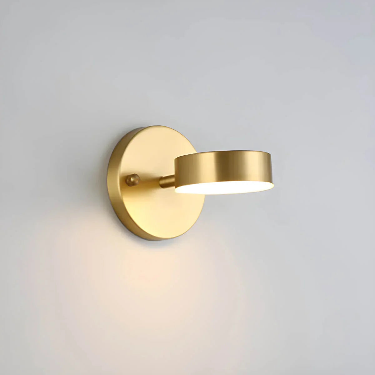 Moderne LED-væglampe med guldfinish
