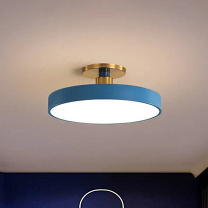 Rund LED-loftlampe i skandinavisk stil