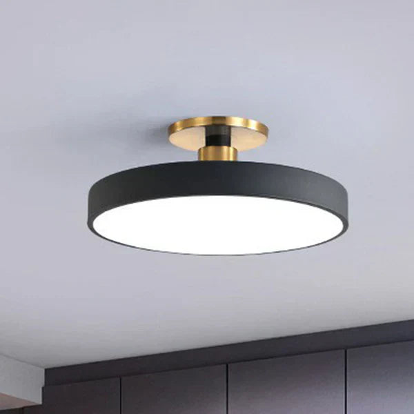 Rund LED-loftlampe i skandinavisk stil