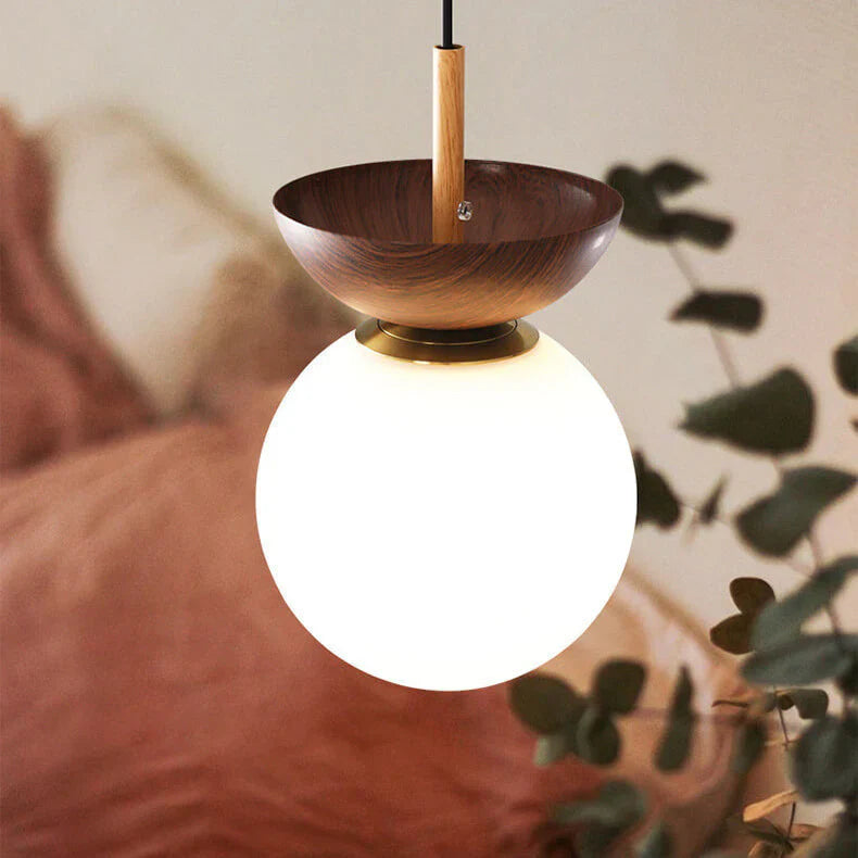 Moderne loftlampe i japansk stil med træbund – minimalistisk kugle