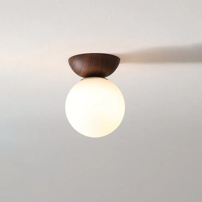 Moderne loftlampe i japansk stil med træbund – minimalistisk kugle