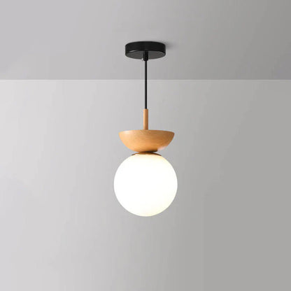 Moderne loftlampe i japansk stil med træbund – minimalistisk kugle