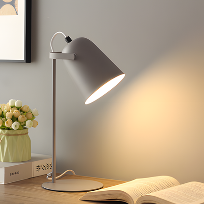 Moderne justerbar bordlampe i metal