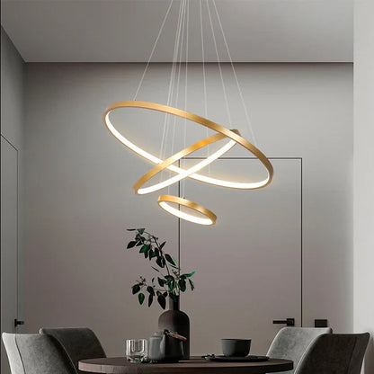 Moderne LED-pendellampe med 3D-ringe
