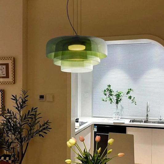 Moderne pendellampe i glas med flerlaget skærm – retroinspireret design