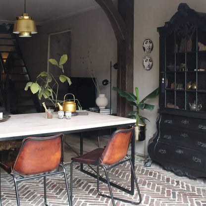 Moderne pendellampe med metalskærm