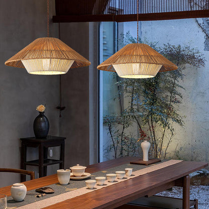 Flettet rattan pendellampe i japandi boho-stil