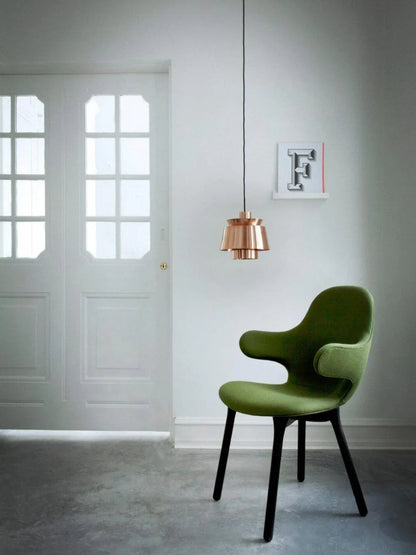 Moderne pendellampe med metalskærm