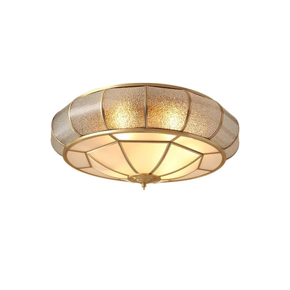 Klassisk loftlampe i retrostil med glas og messing