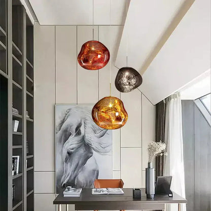 Designerpendellampe med smeltet kugle-design