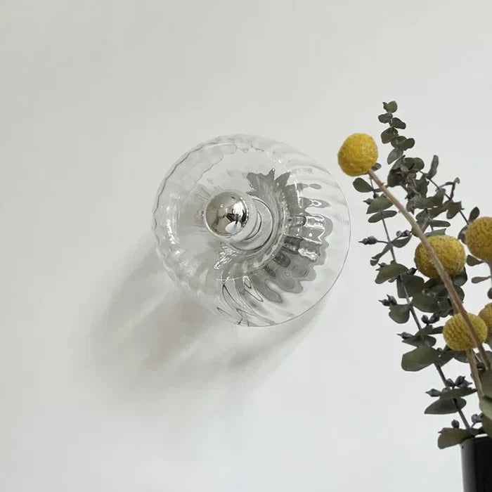 Elegant loftlampe i glas med krystaldesign