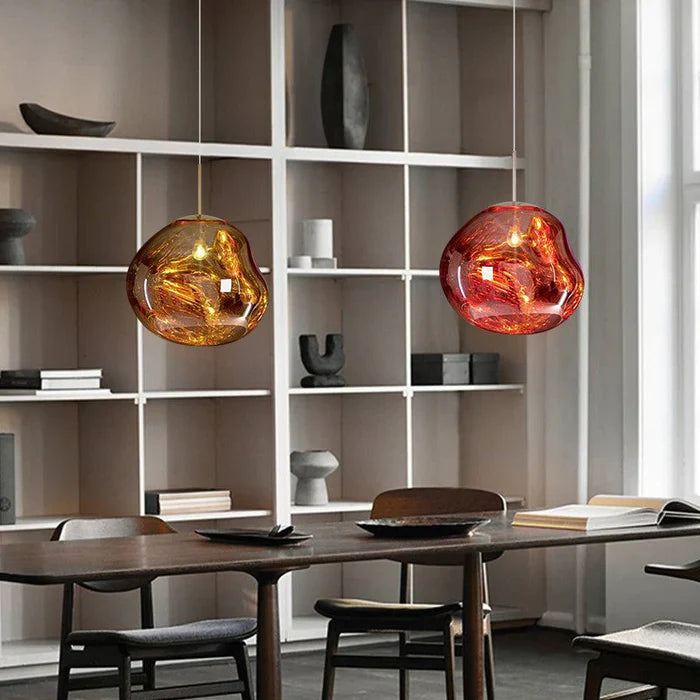 Designerpendellampe med smeltet kugle-design