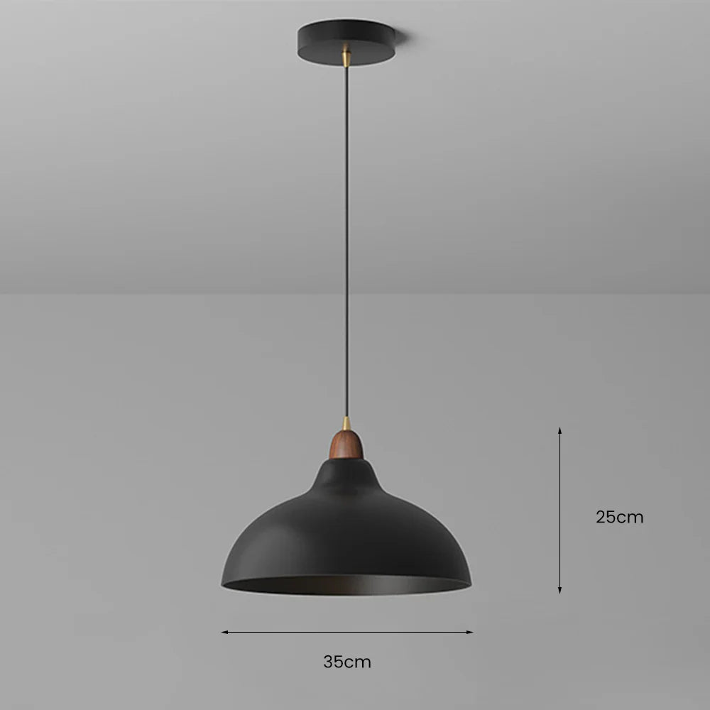 Moderne pendellampe med trædetalje