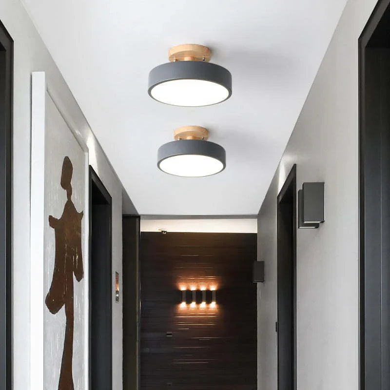 Moderne LED-loftlampe i træ