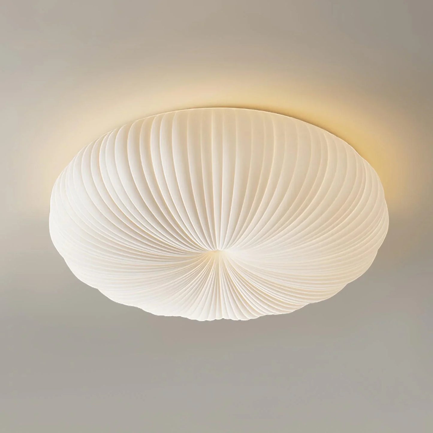 Moderne loftlampe med kuppelskærm – Inspireret af muslingen, japandi-stil