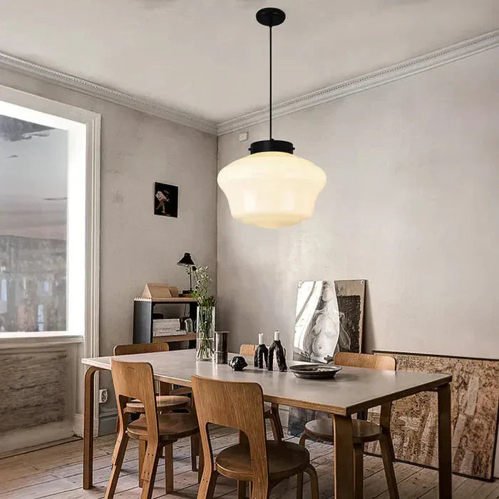 Geometrisk pendellampe i hvidt matteret glas – vintage stil