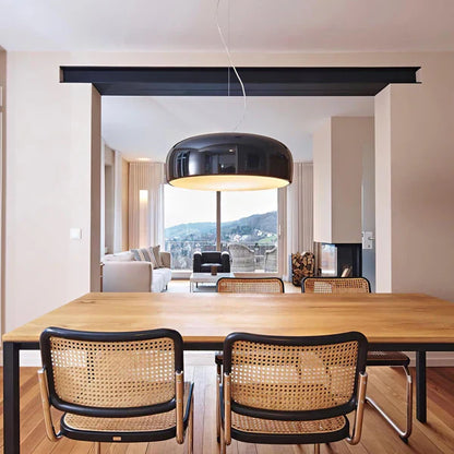 Moderne LED-pendellampe i diskform