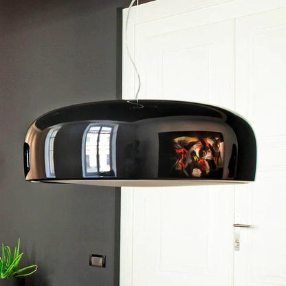 Moderne LED-pendellampe i diskform