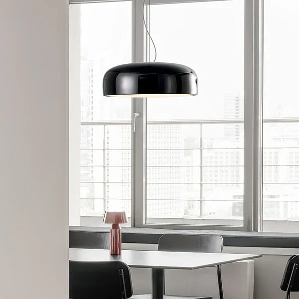 Moderne LED-pendellampe i diskform
