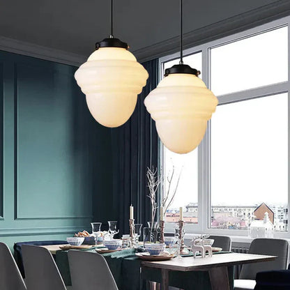 Geometrisk pendellampe i hvidt matteret glas – vintage stil