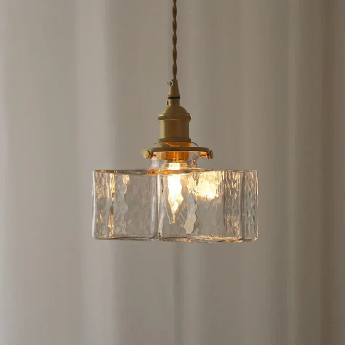 Vintage pendellampe i glas med messingfinish