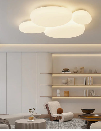 LED loftlampe formet som en sky